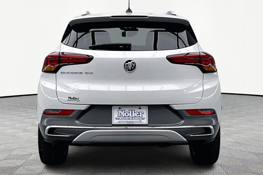 Used 2023 Buick Encore GX Essence w/ Experience Buick Package image 4