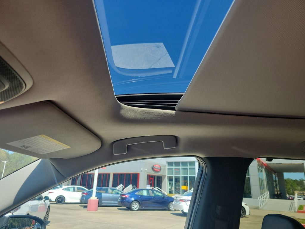 Used 2024 INFINITI QX60 Luxe w/ Performance Audio Package image 18