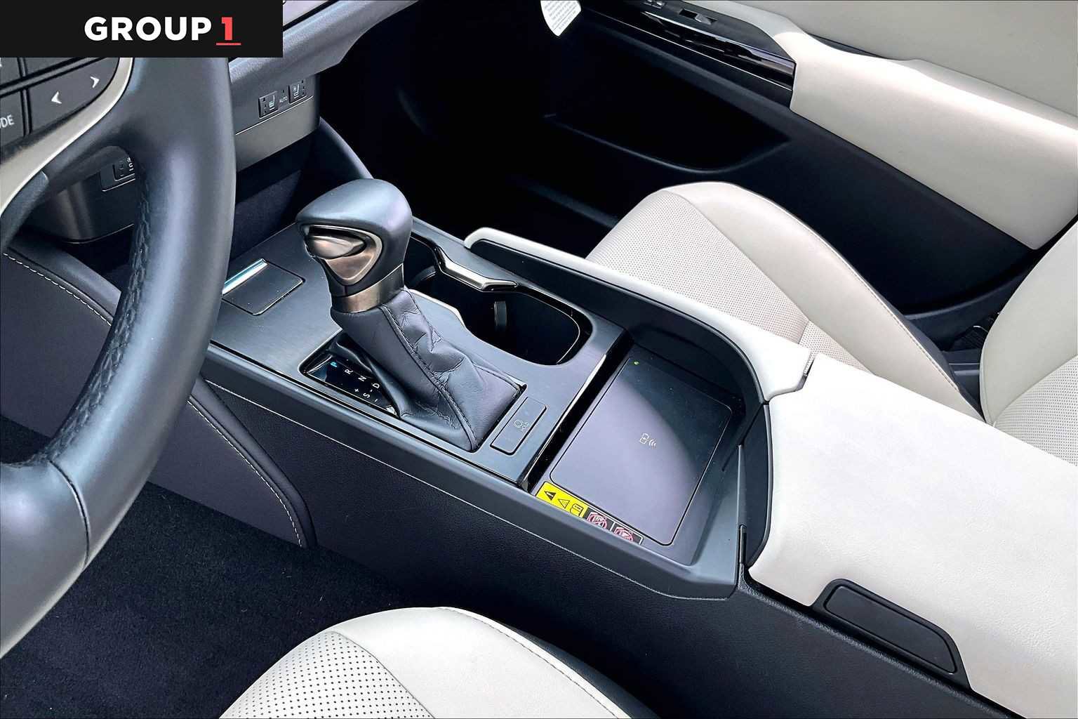 Certified 2025 Lexus ES 350 w/ Premium Package FWD image 14