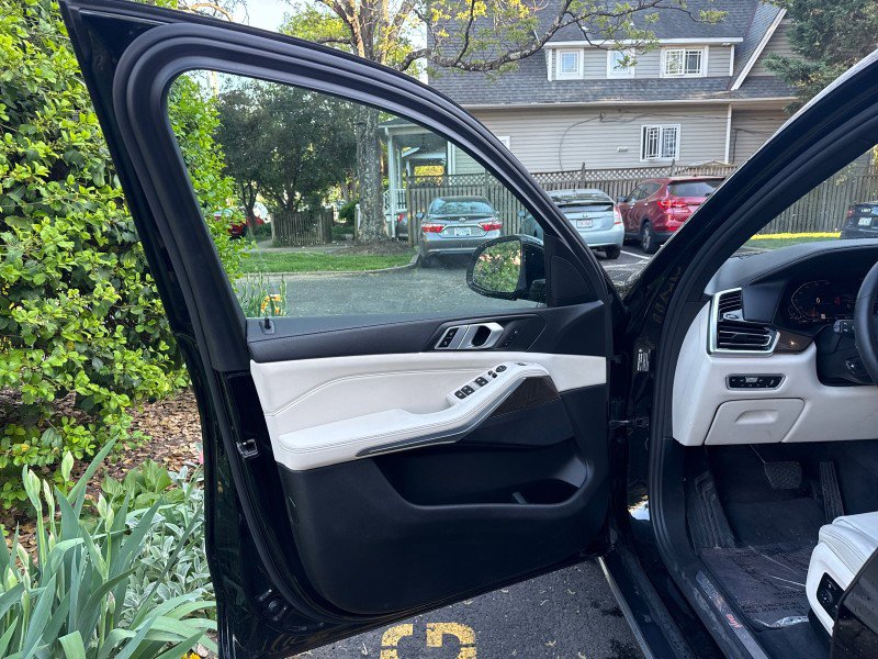 Used 2019 BMW X5 xDrive40i w/ Premium Package 2 image 11