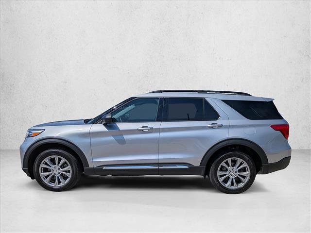 Certified 2023 Ford Explorer XLT w/ Equipment Group 202A AWD/4WD image 9