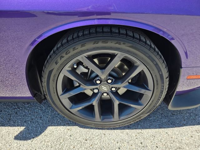Certified 2023 Dodge Challenger R/T w/ Plus Package image 15