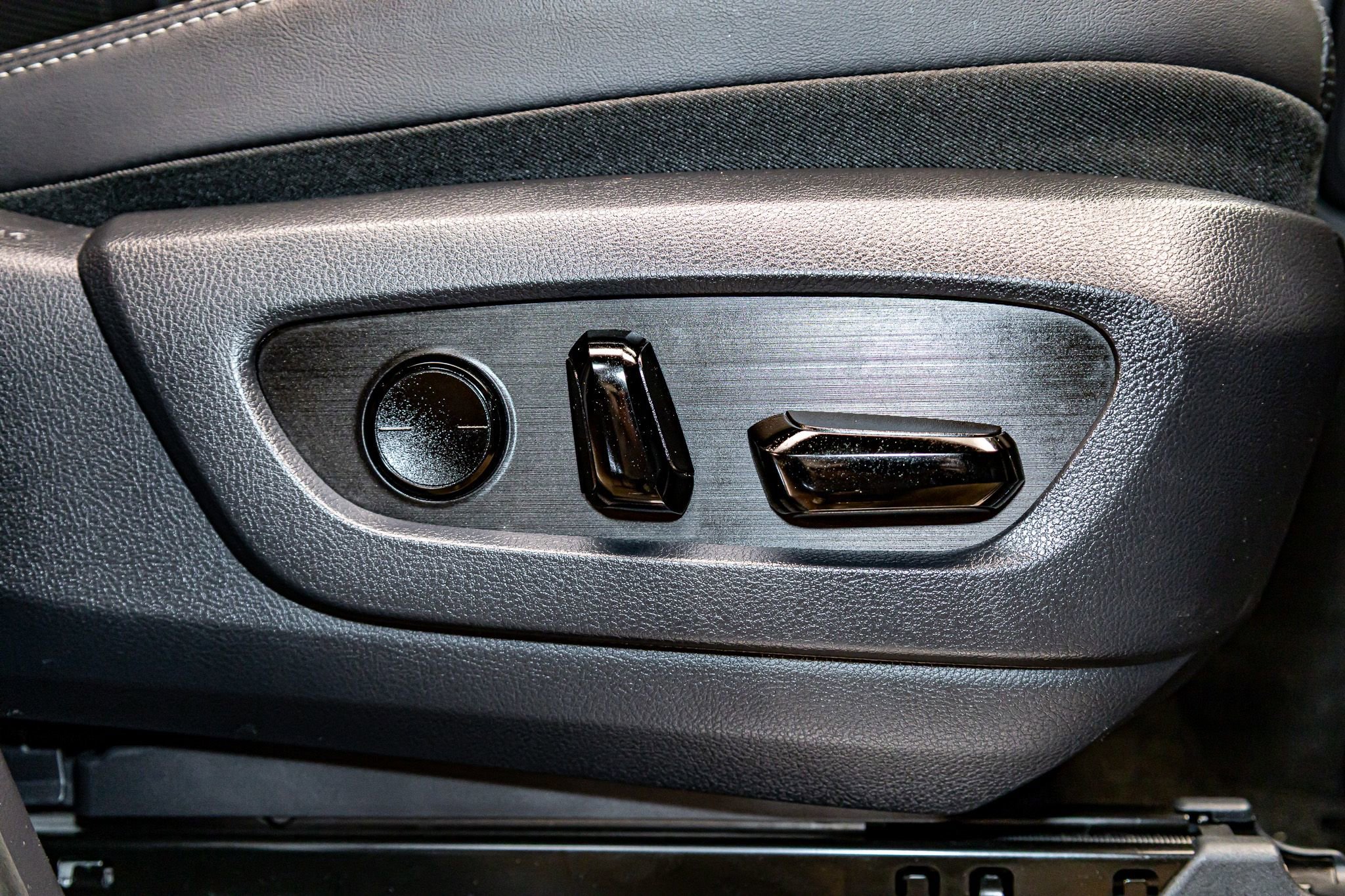 Used 2025 Lexus GX 550 image 33