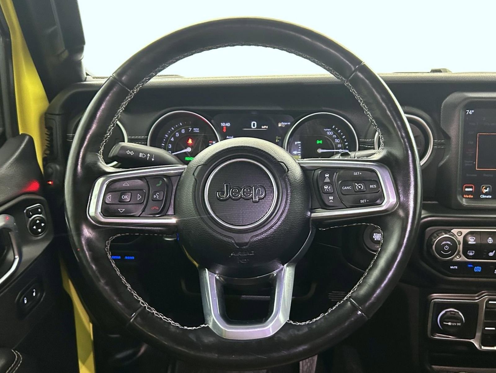 Used 2022 Jeep Wrangler Unlimited Sahara w/ Cold Weather Group image 11