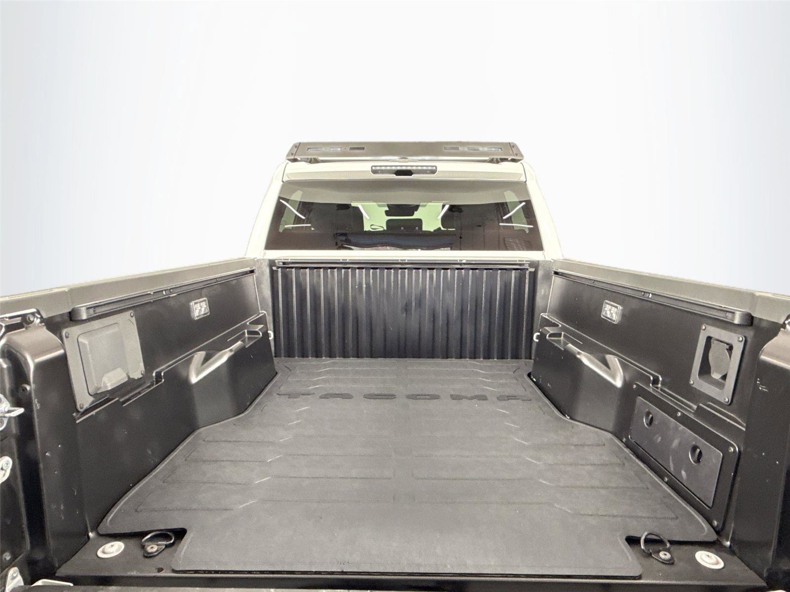 Used 2025 Toyota Tacoma 4x4 Double Cab Hybrid image 40