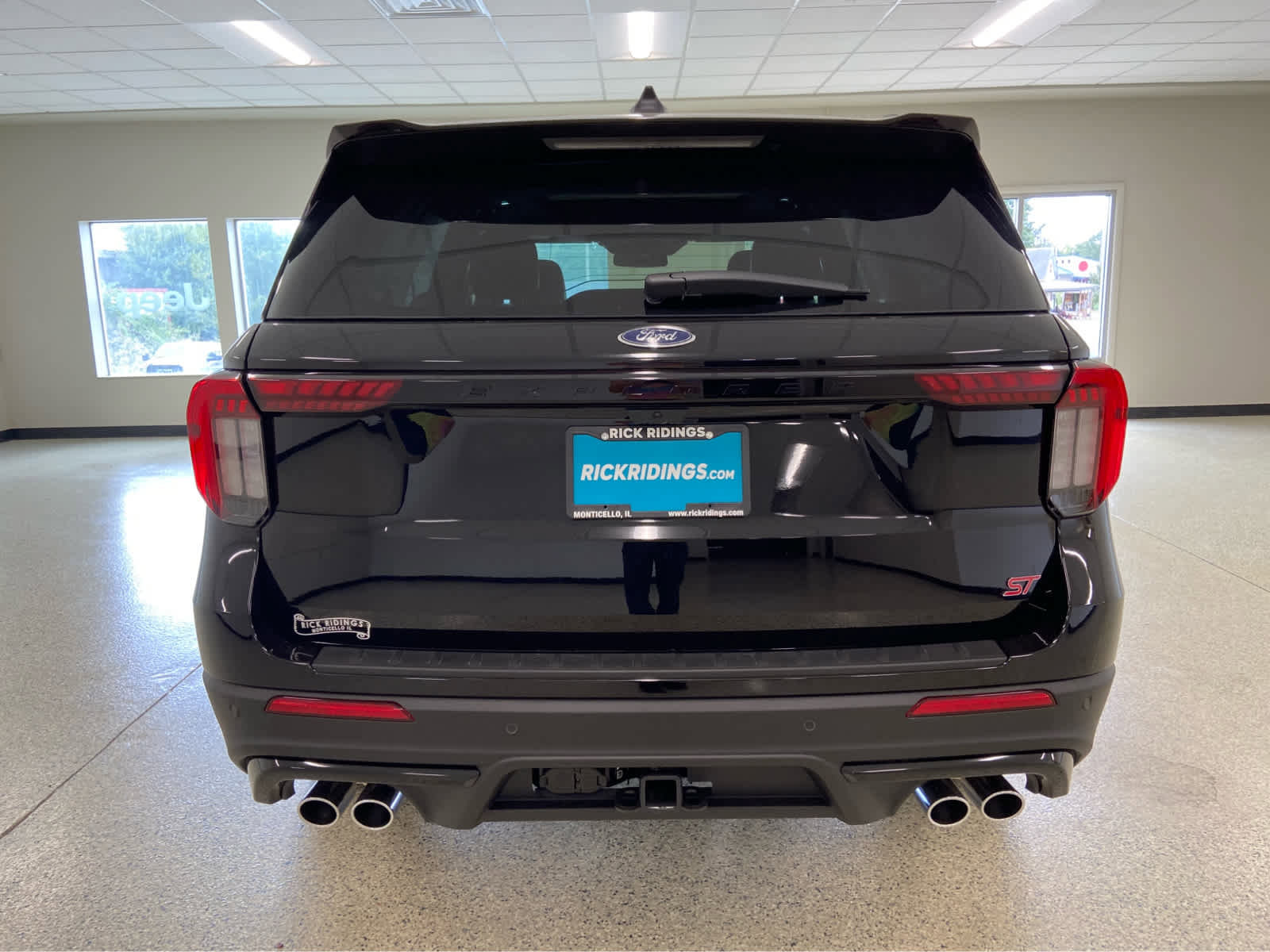 New 2025 Ford Explorer ST image 6