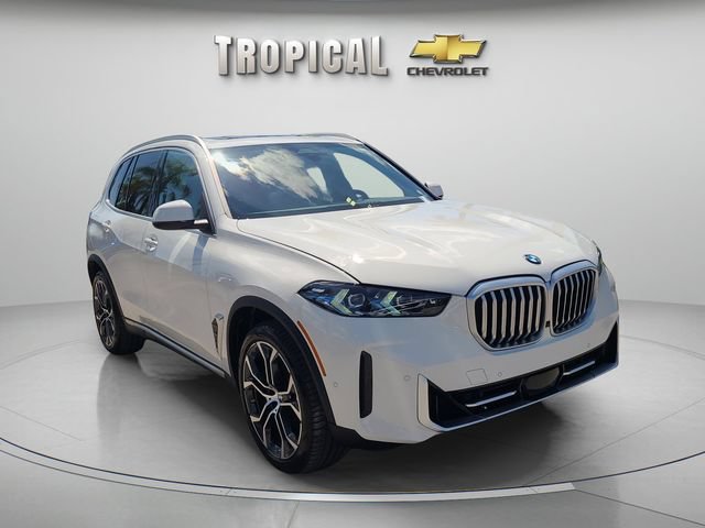 Used 2025 BMW X5 xDrive40i AWD/4WD image 4