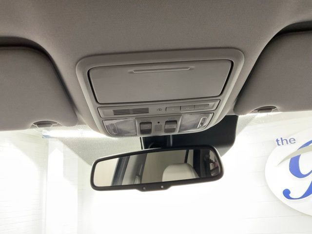 Certified 2017 Honda Pilot Touring image 34