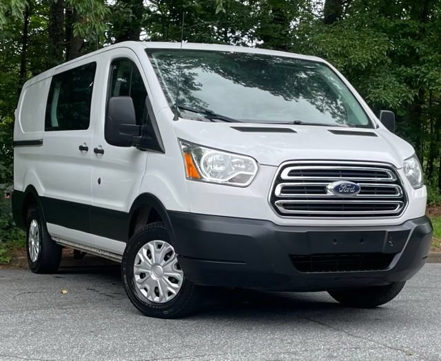 Used 2019 Ford Transit 250 130 Low Roof w/ Exterior Upgrade Package RWD image 8
