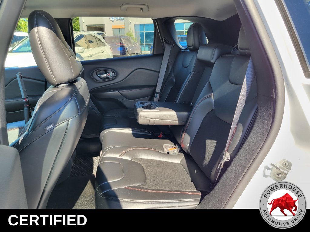 Used 2019 Jeep Cherokee Trailhawk w/ Comfort/Convenience Group AWD/4WD image 17