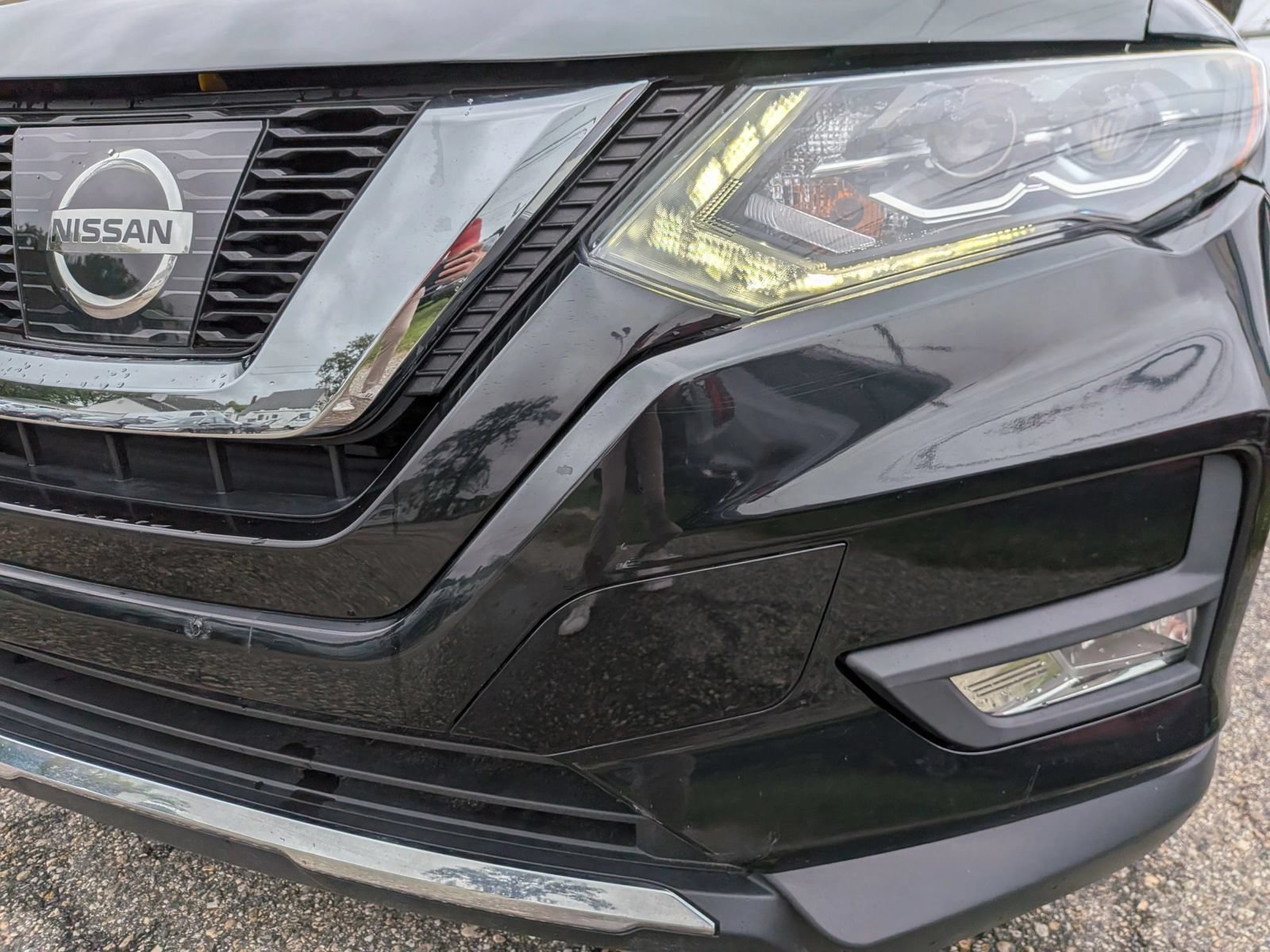 Used 2017 Nissan Rogue SL w/ SL Premium Package AWD/4WD image 9