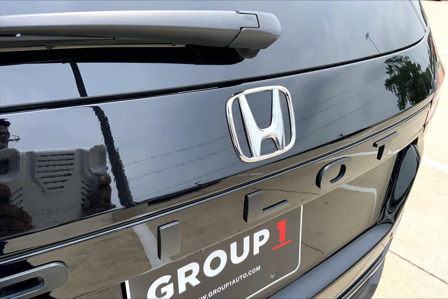 Used 2025 Honda Pilot Touring image 31