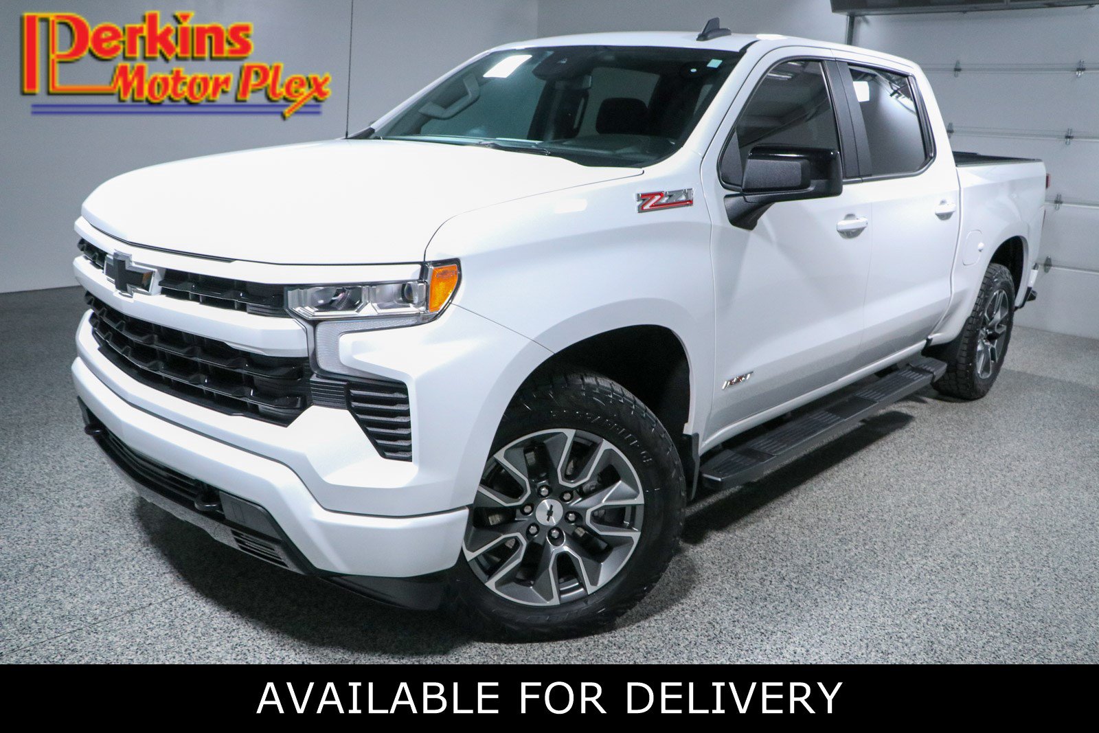 Used 2022 Chevrolet Silverado 1500 RST w/ Z71 Off-Road Package AWD/4WD image 1