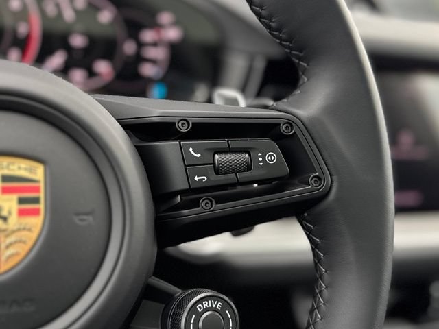 New 2026 Porsche Cayenne Coupe AWD/4WD image 25