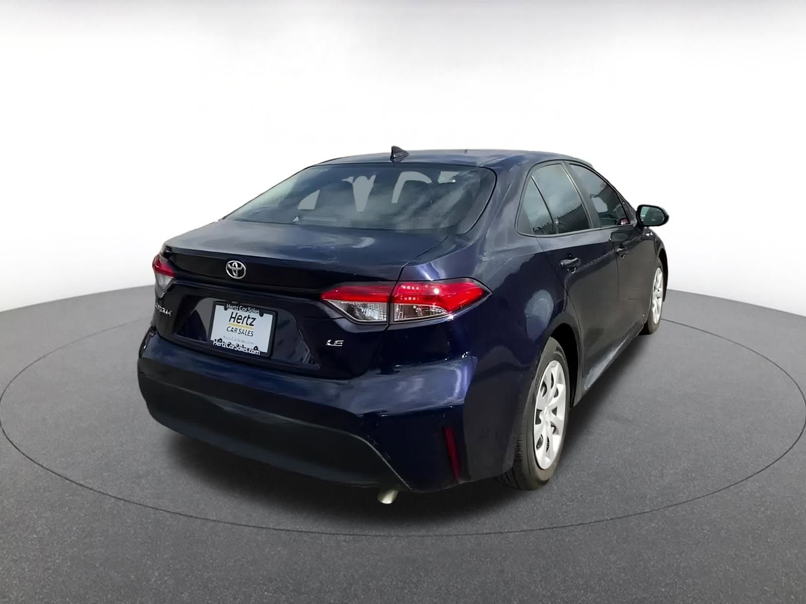 Used 2025 Toyota Corolla LE image 14