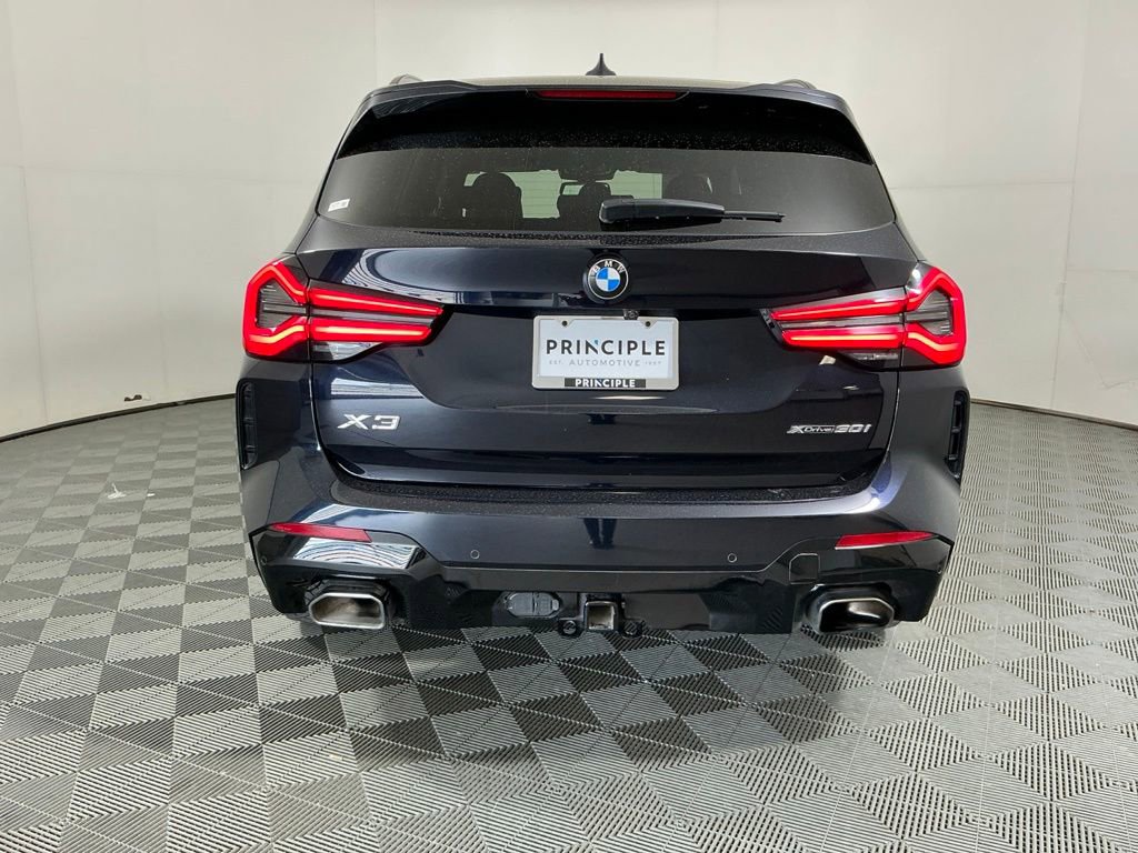 Used 2022 BMW X3 xDrive30i w/ M Sport Package 2 AWD/4WD image 4