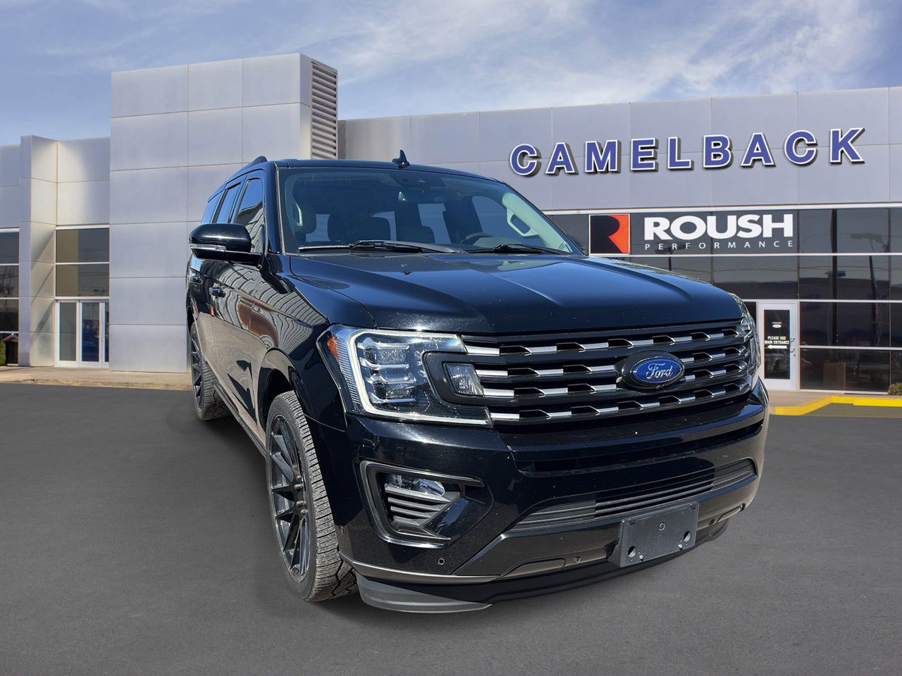 Used 2018 Ford Expedition Limited w/ Equipment Group 302A RWD image 3