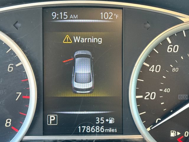 Used 2016 Nissan Sentra SR FWD image 21
