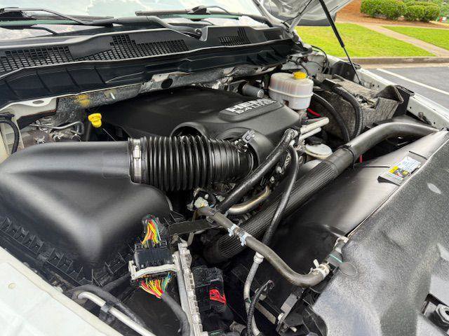 Used 2018 RAM 2500 Big Horn w/ Sport Appearance Group image 13