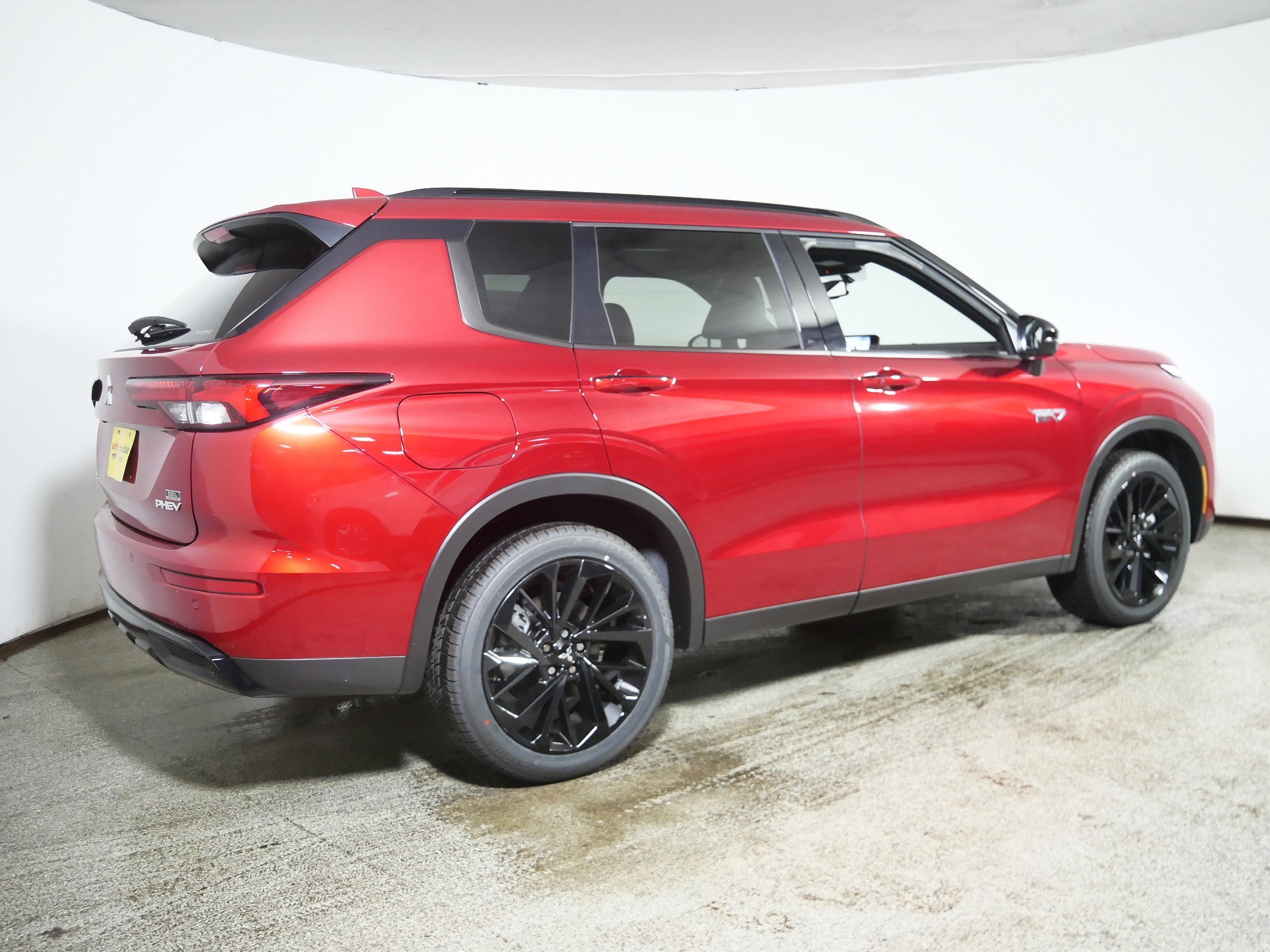 New 2025 Mitsubishi Outlander SEL Black Edition video 2