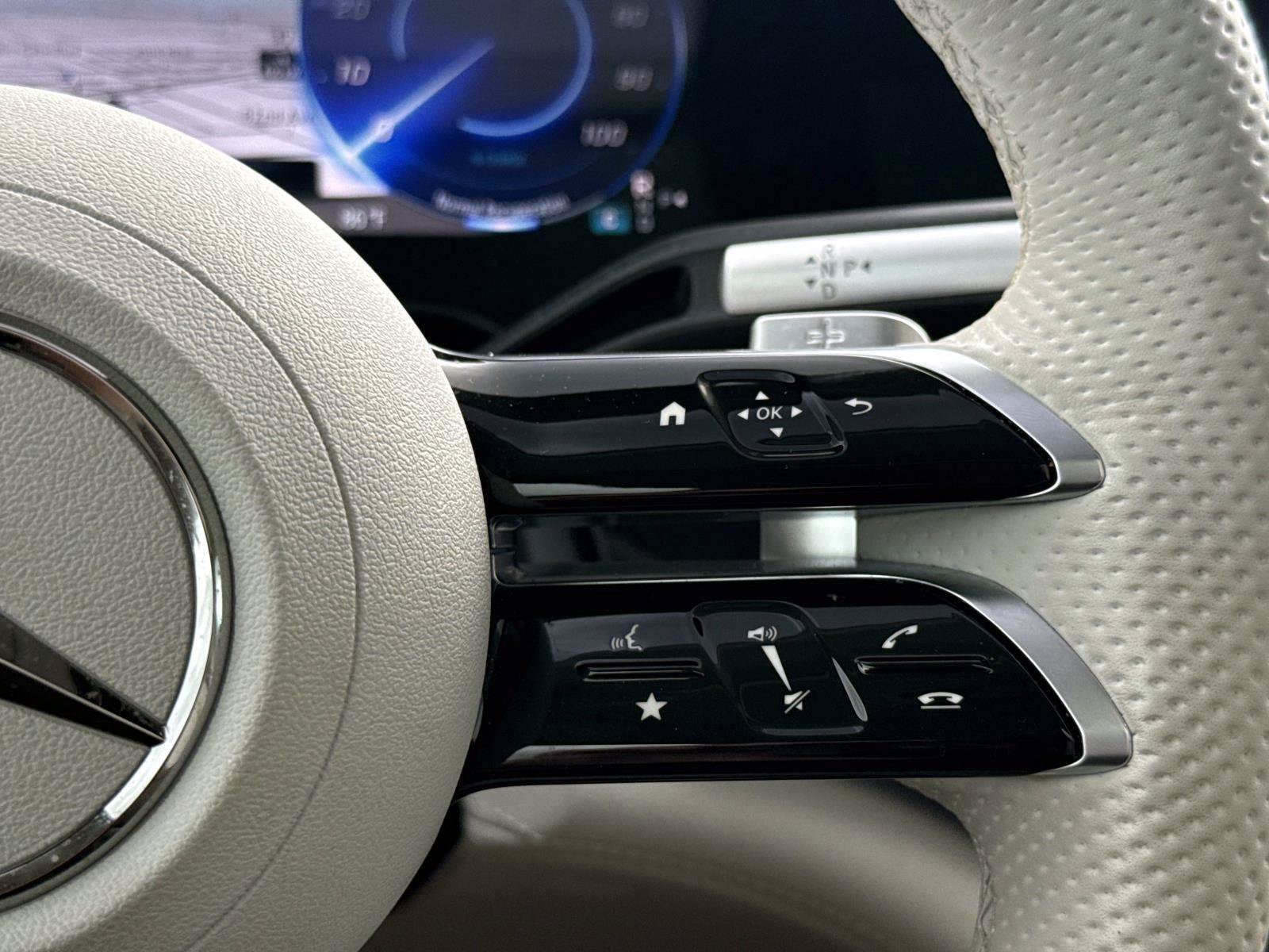 Certified 2023 Mercedes-Benz EQS 580 4MATIC Sedan image 31