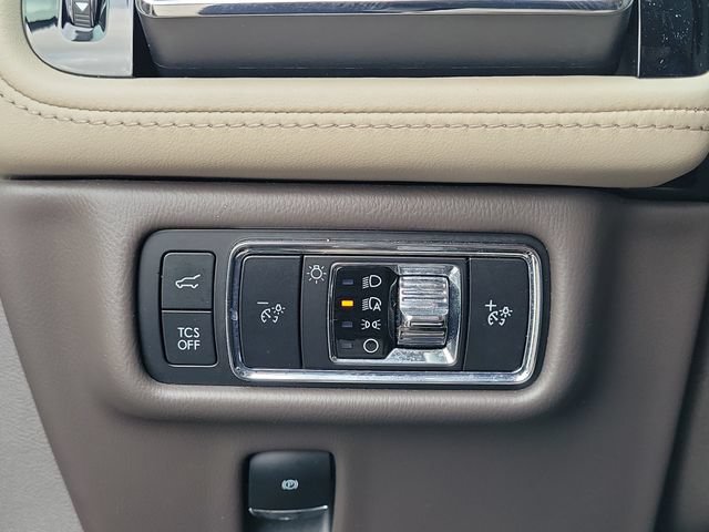 Certified 2023 Lincoln Nautilus FWD w/ Premium Package image 14