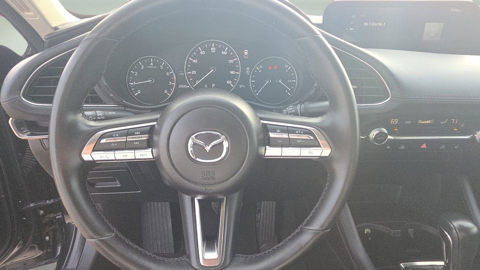 Used 2023 MAZDA MAZDA3 s image 11