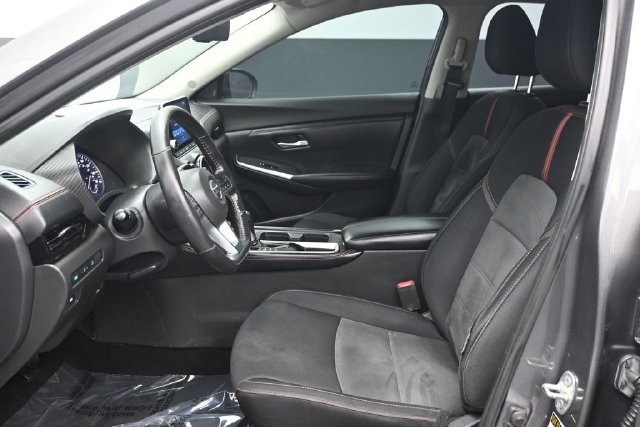 Used 2021 Nissan Sentra SR w/ Electronics Package FWD image 7