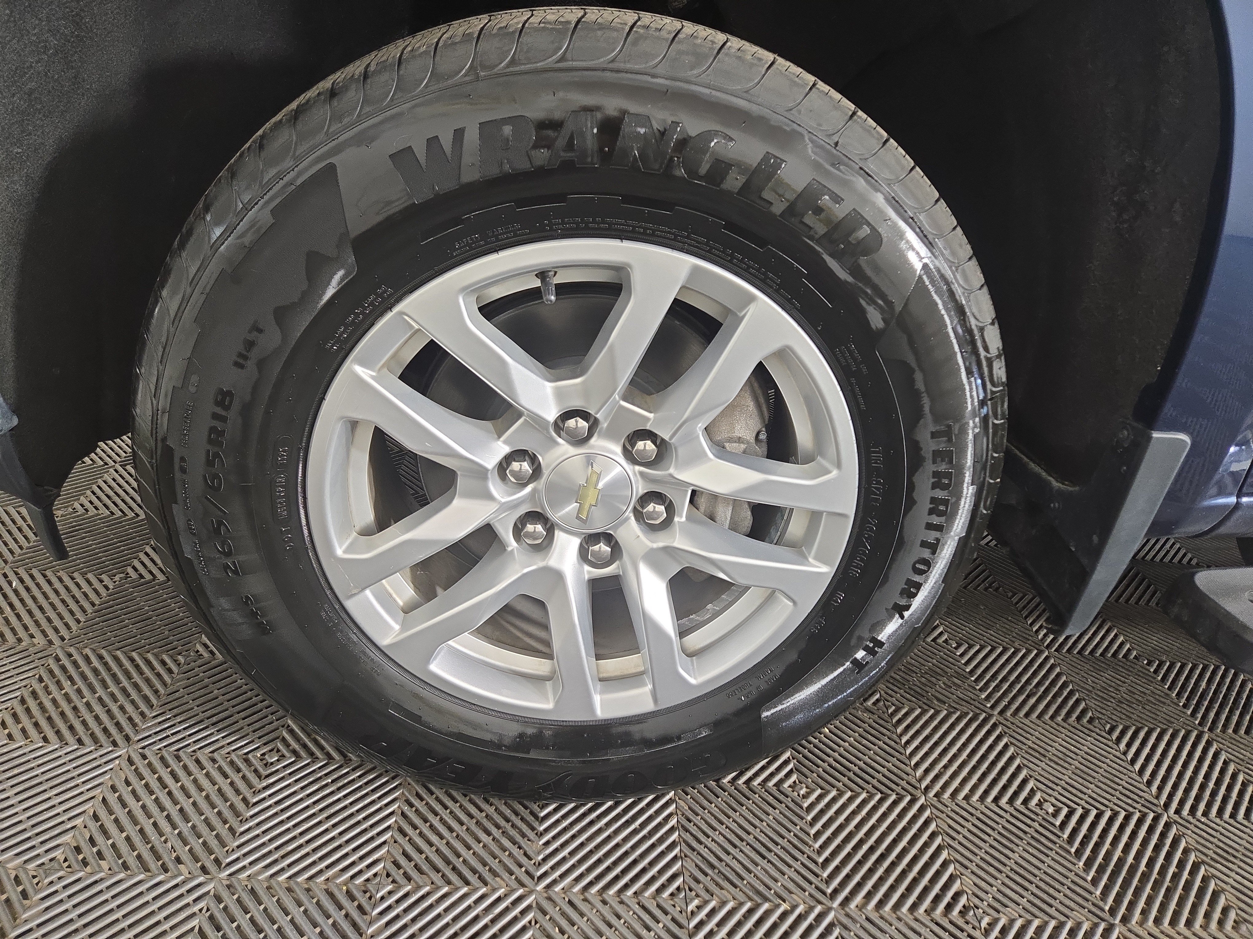 Used 2020 Chevrolet Silverado 1500 LT w/ All-Star Edition AWD/4WD image 33