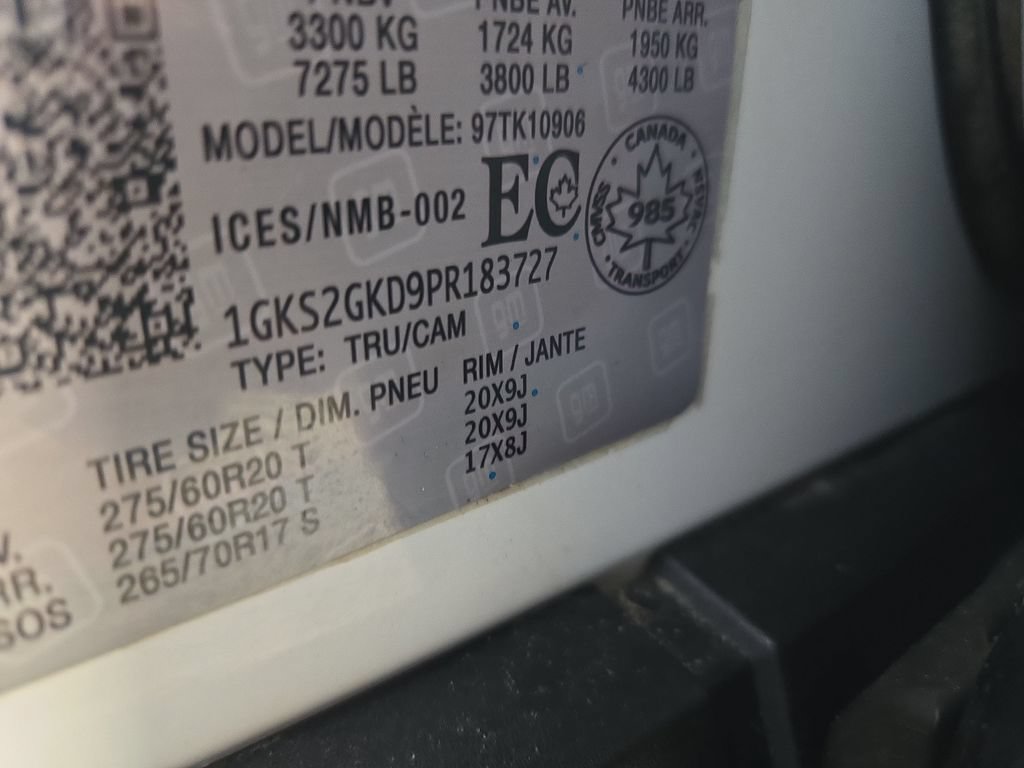 Used 2023 GMC Yukon XL SLT AWD/4WD image 42