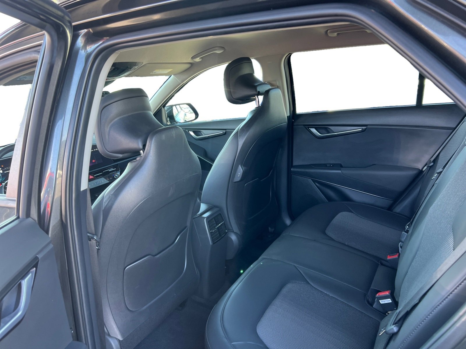 Used 2024 Kia Niro Wind image 12