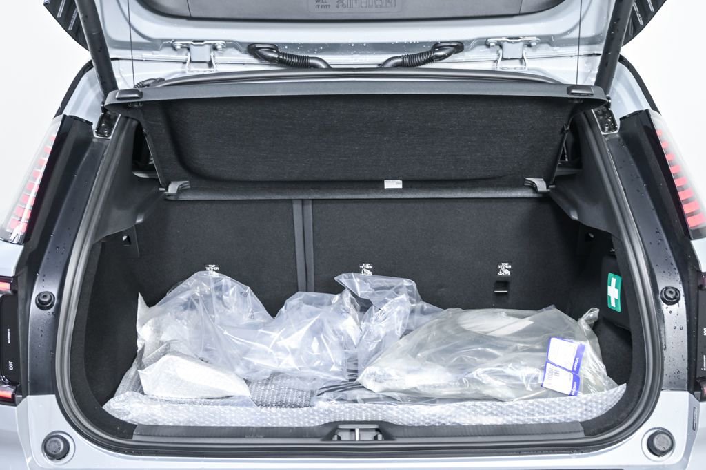 New 2026 Volvo EX30 Cross Country Ultra w/ Protection Package Premier image 29