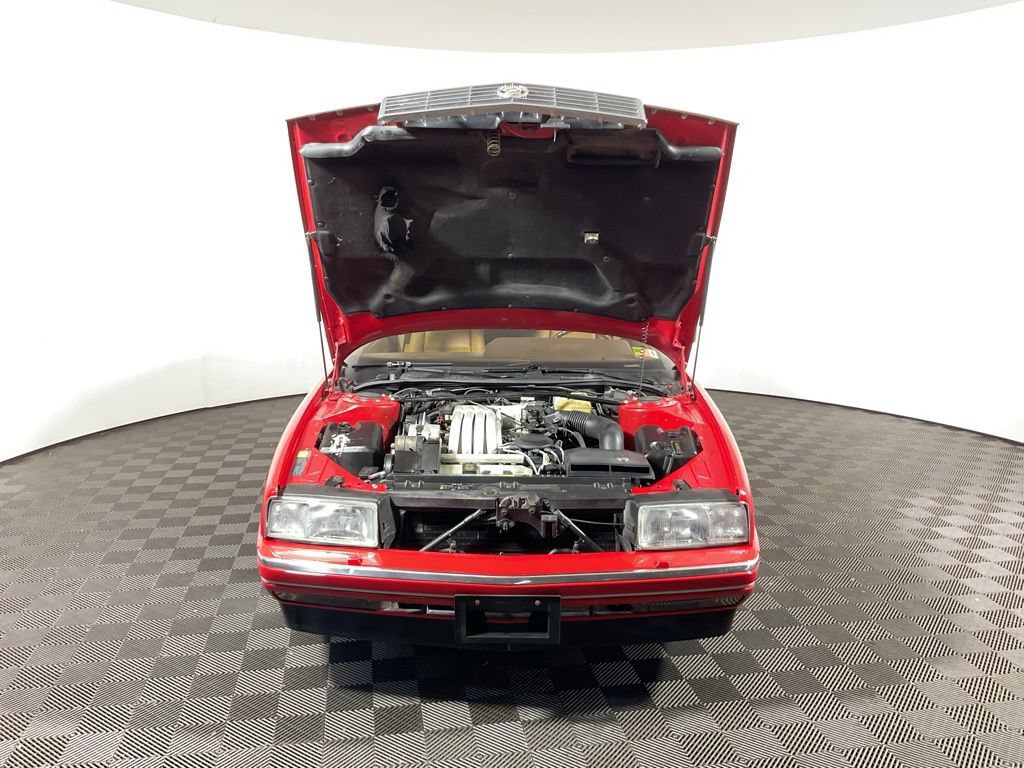 Used 1988 Cadillac Allante FWD image 4