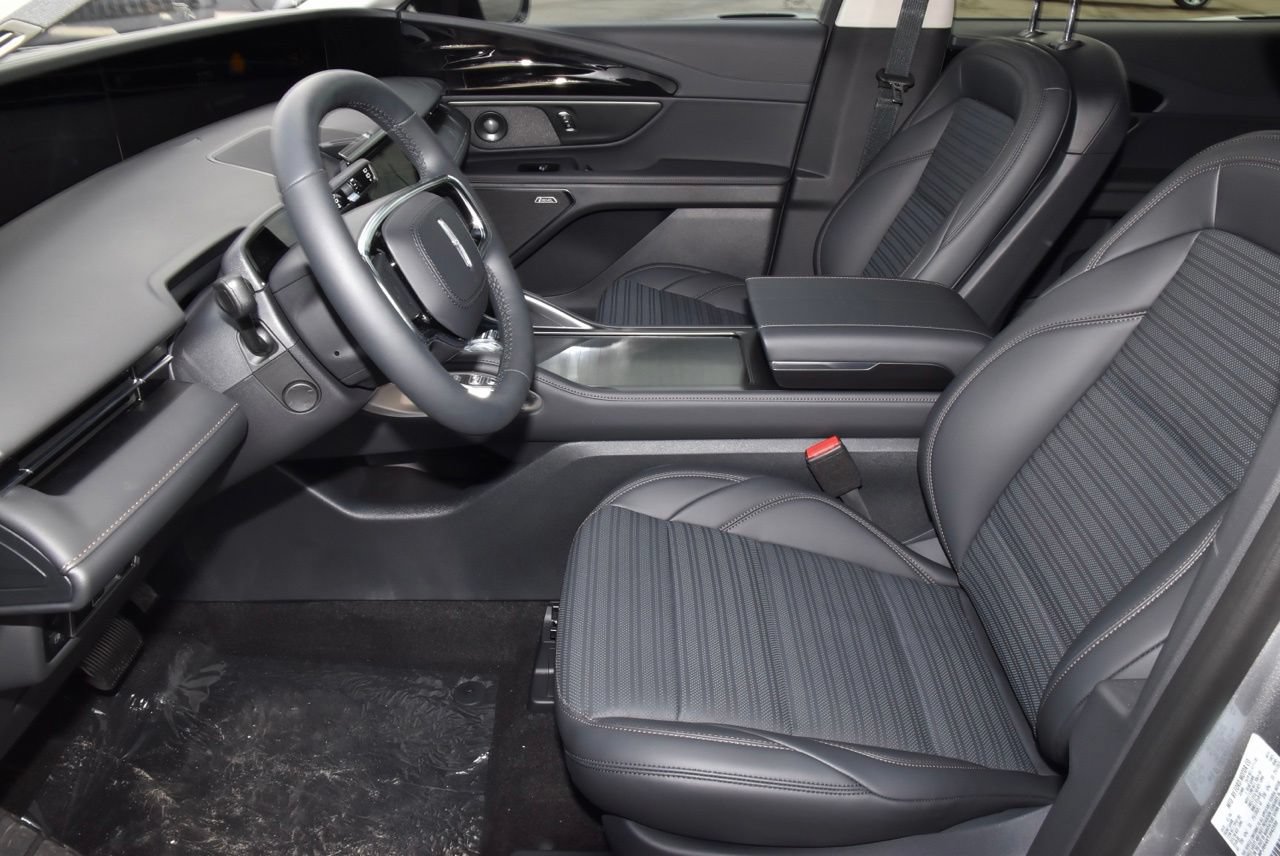 New 2026 Lincoln Nautilus Reserve AWD/4WD image 20