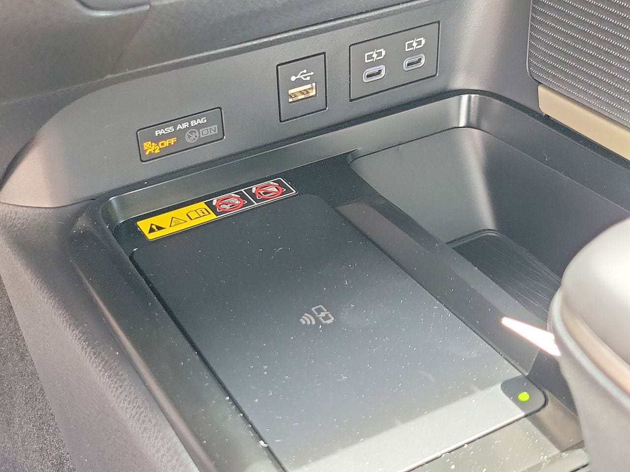 Used 2026 Toyota Camry SE FWD image 29