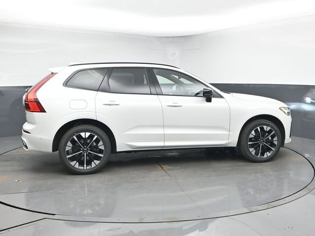 New 2026 Volvo XC60 B5 Plus w/ Protection Package Premier image 9