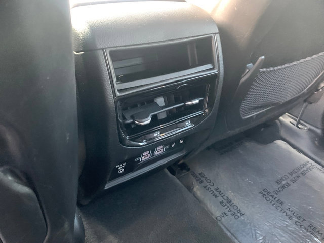 Used 2023 Jeep Grand Cherokee Limited AWD/4WD image 18