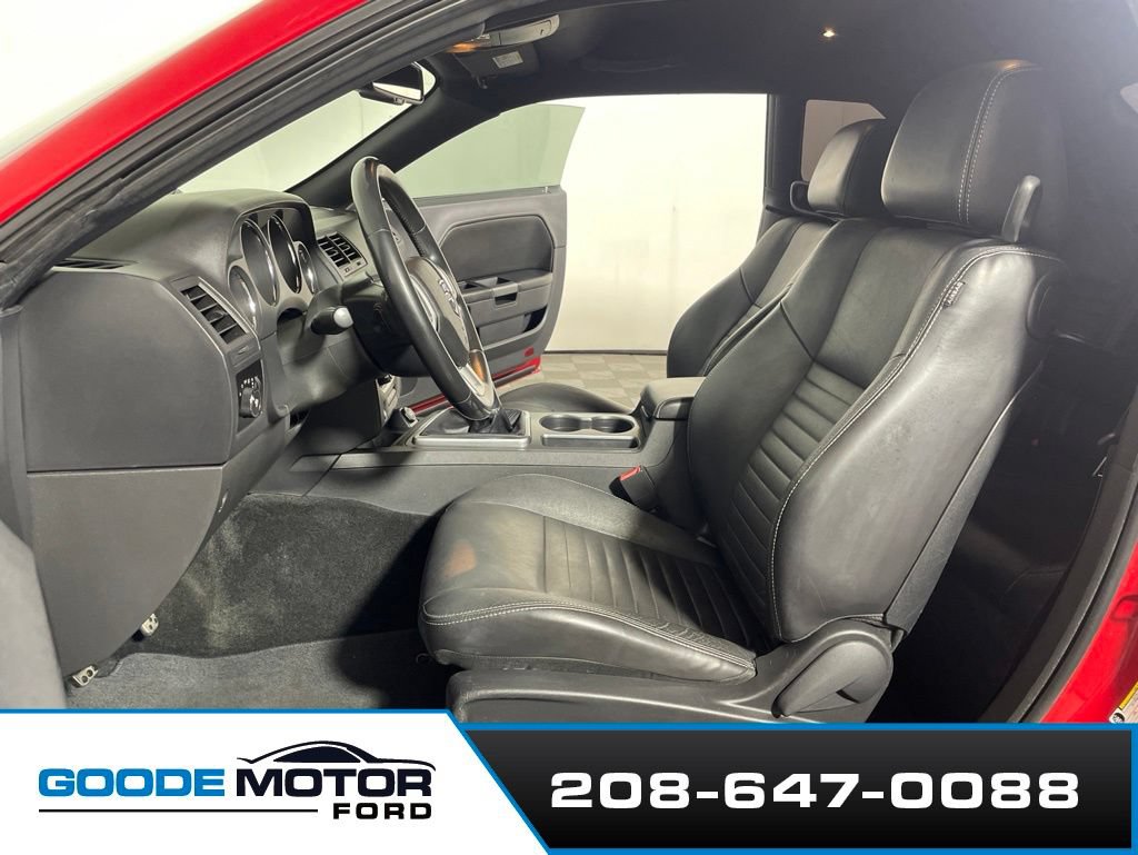 Used 2012 Dodge Challenger R/T RWD image 9