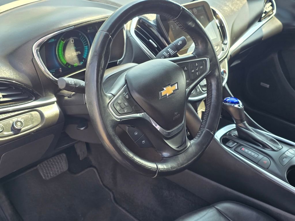 Used 2016 Chevrolet Volt Premier w/ Driver Confidence Package image 12