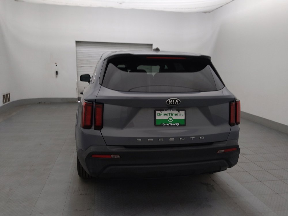Used 2021 Kia Sorento LX image 6