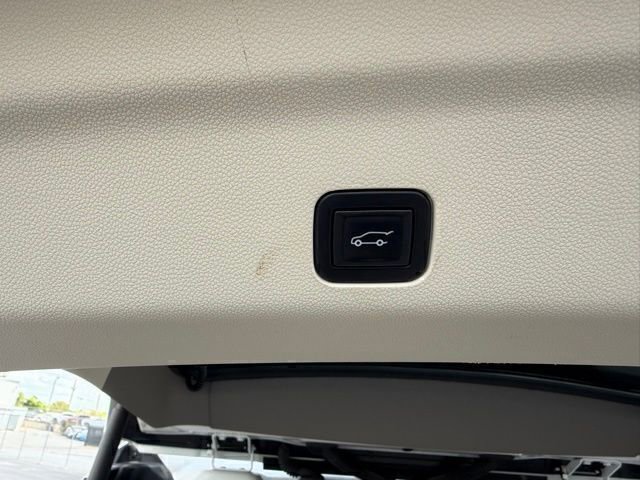 Certified 2021 Cadillac Escalade Sport Platinum image 31