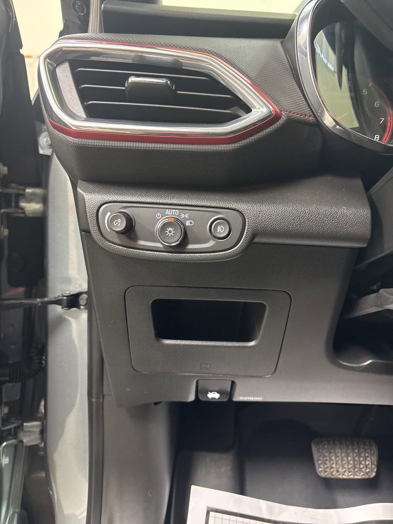 Used 2023 Chevrolet TrailBlazer RS w/ Convenience Package image 10