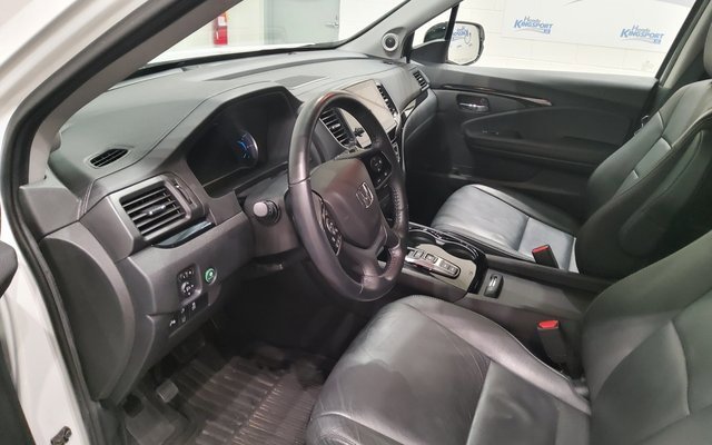 Used 2021 Honda Pilot Touring image 14