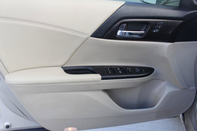 Used 2015 Honda Accord EX-L image 10