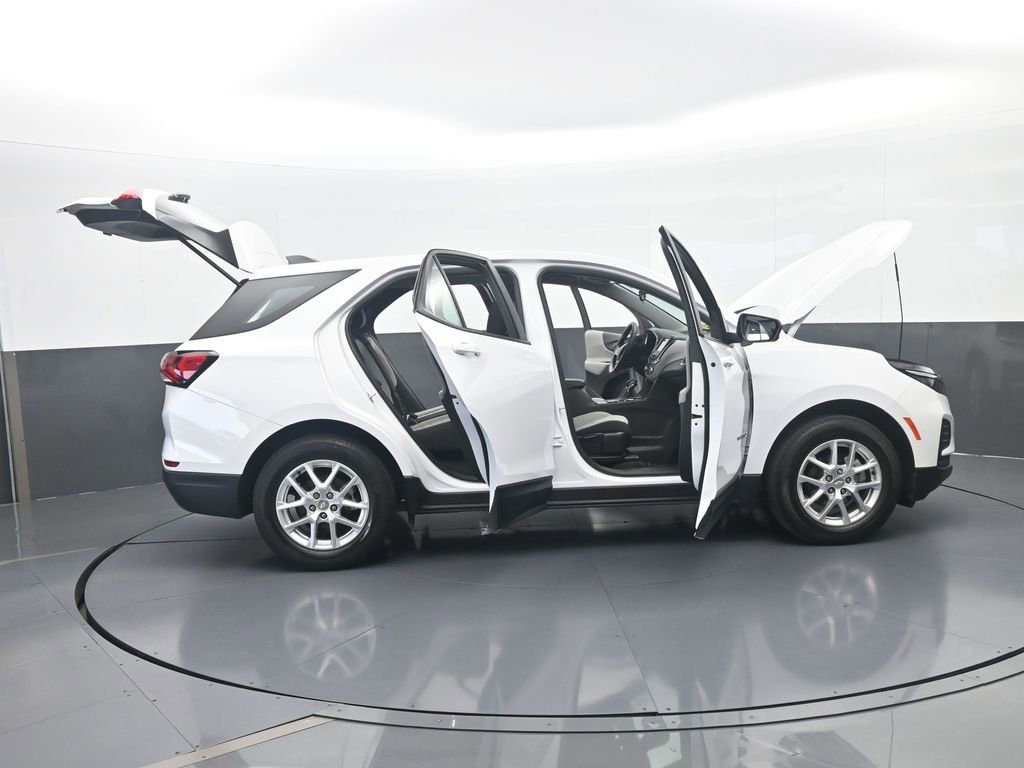 Used 2024 Chevrolet Equinox LS FWD image 66