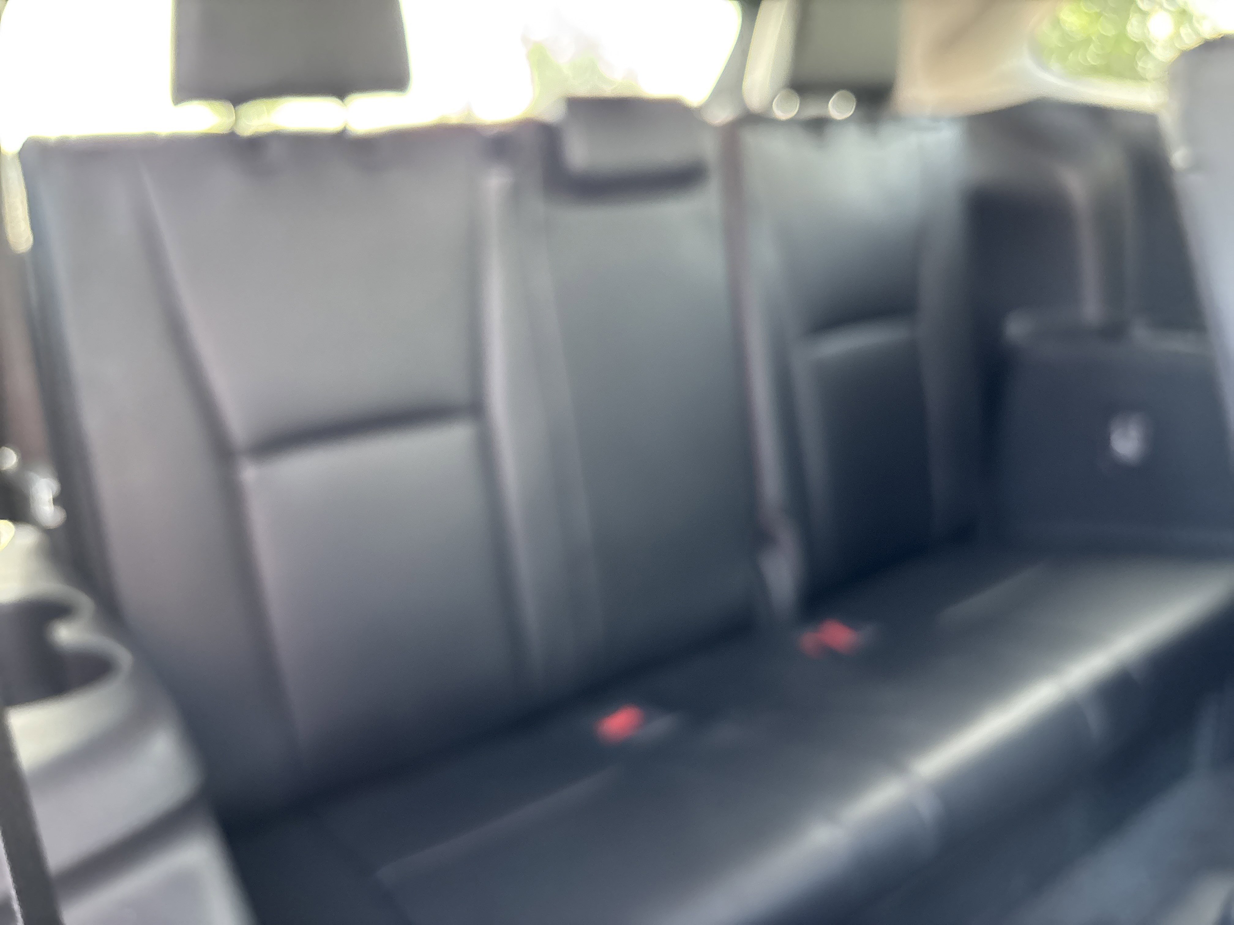 Used 2023 Toyota Highlander XLE AWD/4WD image 32