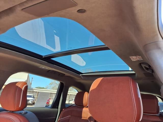 New 2025 Lincoln Nautilus Black Label w/ Jet Appearance Package AWD/4WD image 7