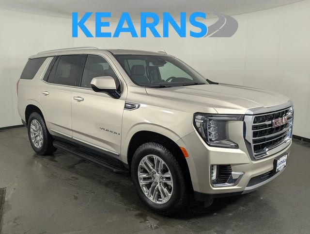 Used 2023 GMC Yukon SLT image 1