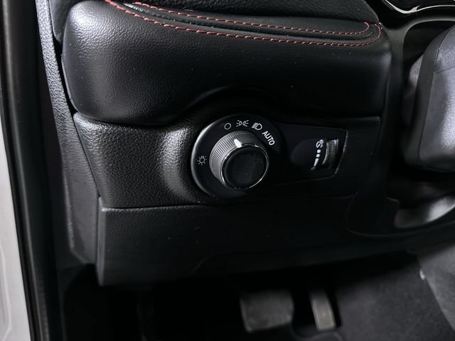 Used 2024 Dodge Durango GT AWD/4WD image 18