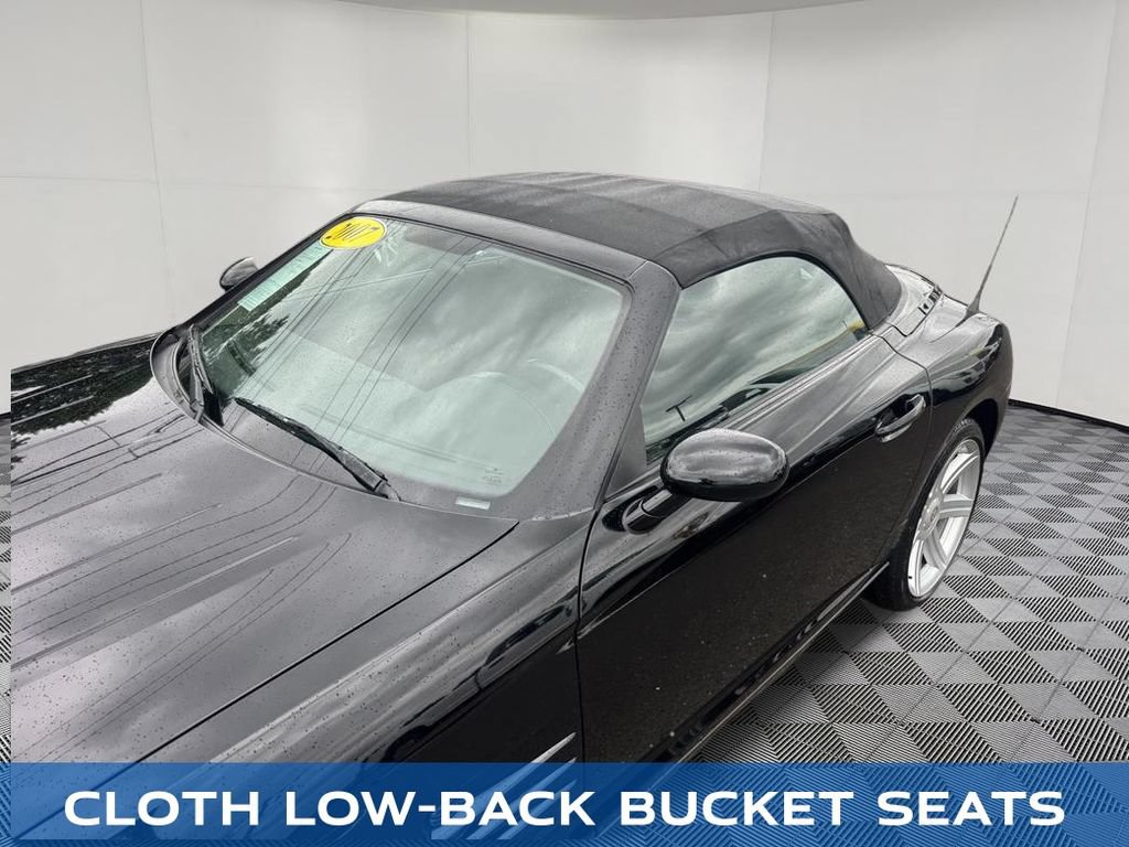 Used 2007 Chrysler Crossfire Convertible RWD image 10